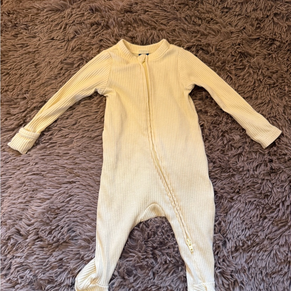 Bundle Baby Easter Clothes/Spring 0-3 Months Easter Egg, Bunny, Chick, Applique - Picture 5 of 13
